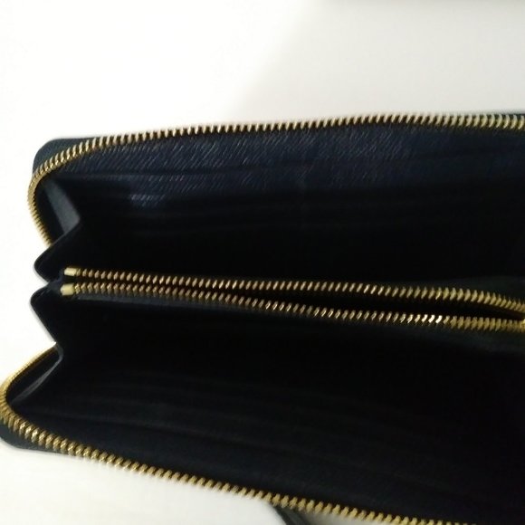 Coach Navy Blue Leather Zip Around Wristlet - Picture 5 of 14